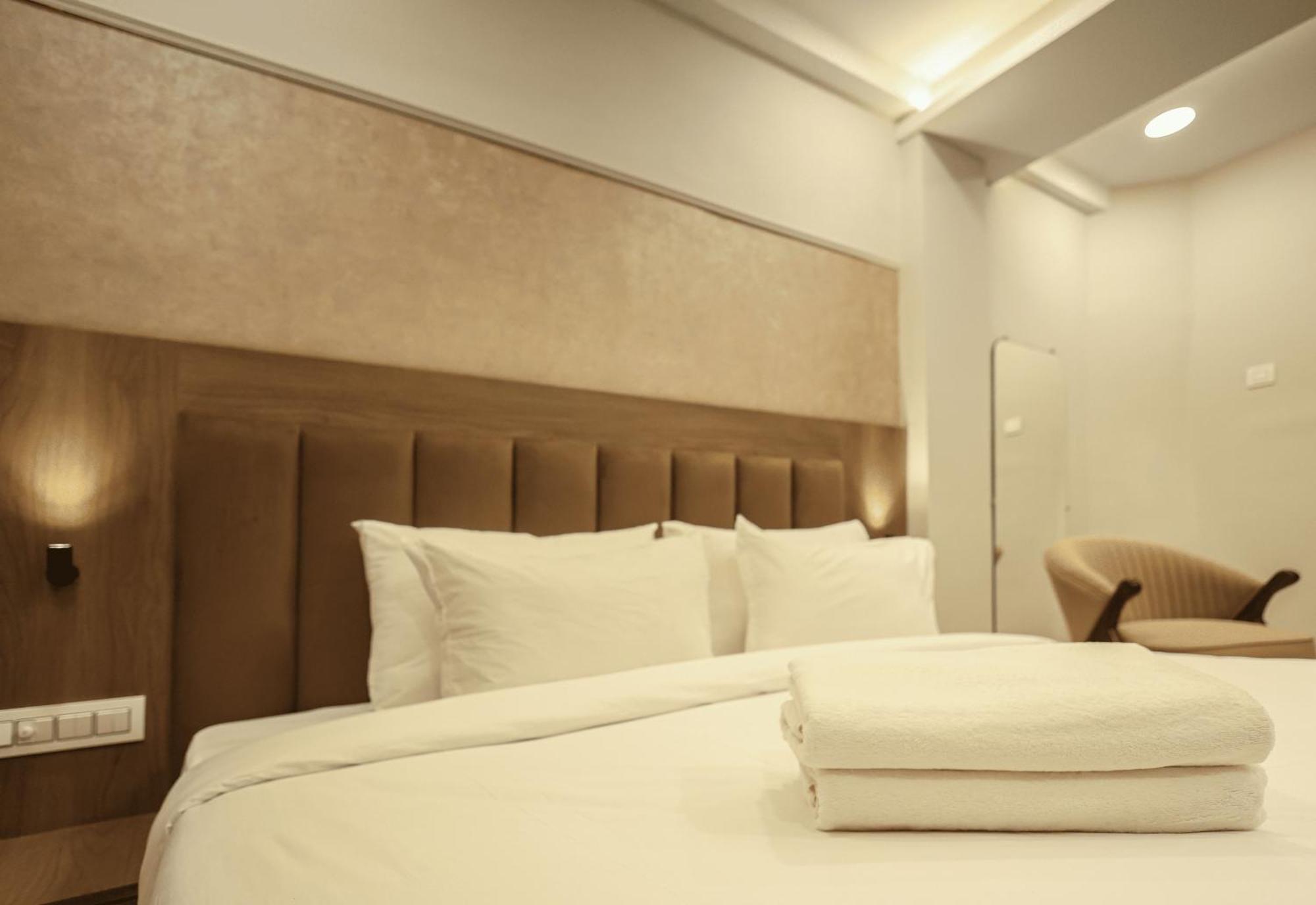 Arjun - A Boutique Hotel Haridwār Buitenkant foto