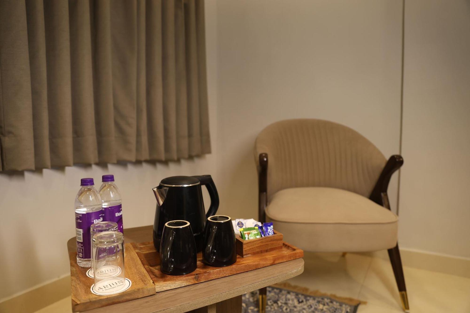 Arjun - A Boutique Hotel Haridwār Buitenkant foto